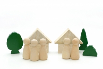 小規模宅地の特例の要件「被相続人との同居」を状況別で可否を解説