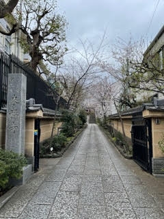 70歳で亡くなった雪中庵蓼太と来福寺に残る句碑