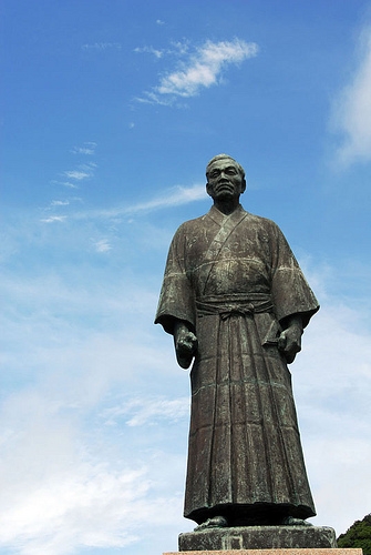 ジョン万次郎や夏目漱石が眠る雑司ヶ谷霊園など、霊園散策が今密かなブーム！