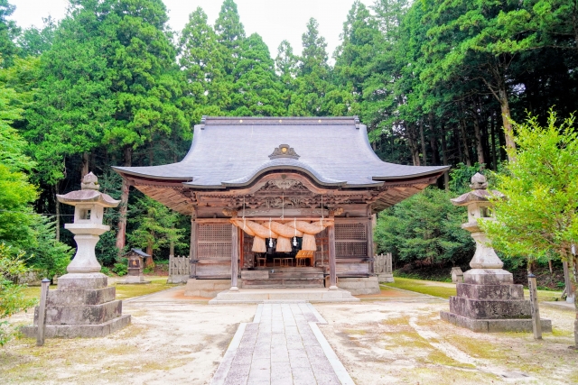 たたら製鉄の神様・安来市比田の金屋子神社