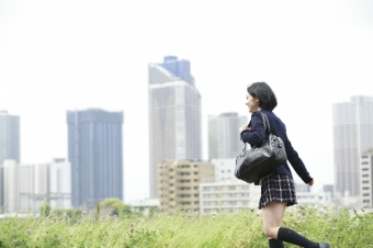 出棺時に棺を持つ兄がなぜか頼もしく見えた、祖父のお葬式