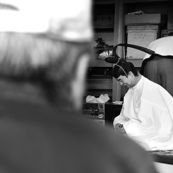 神社の神主さんによるお葬式「神式・神葬祭」。これってどんなお葬式？