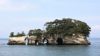 宮城県の雄島には火葬骨を納骨する慣習があったーー当時の人々の想いとは？