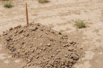 土を丸く盛り上げて作る墓「土饅頭」ーー穴を掘らずに土を盛る理由とは？