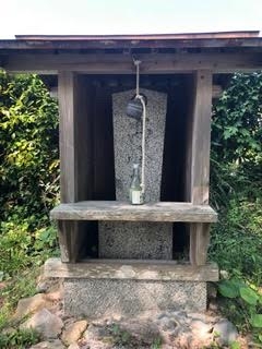 今も残る、霊が実際に弔われた祠